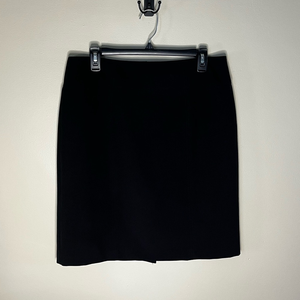 Worthington Straight Lined Pencil Skirt